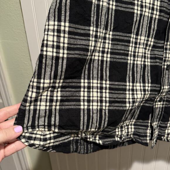LL Bean Plaid Flannel Shirt Black White Mens XL Tall - Picture 2 of 4